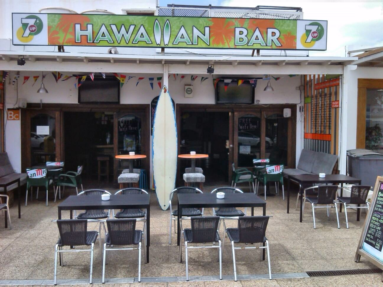 Hawaiian Bar